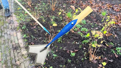 De wit producten schoffelwieder met essen houten steel van 1700mm dewit