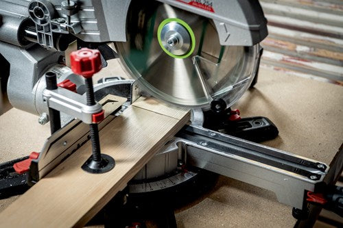 Metabo kgs 18 ltx bl 216 | accu afkortzaag 18v 216 mm met trekfunctie (1x 4.0ah accu + asc 55 lader) - 614216920