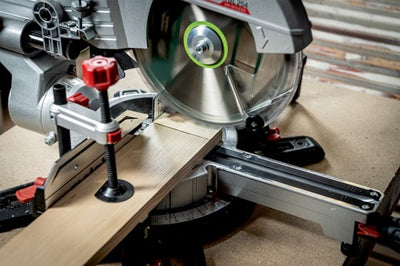 Metabo kgs 18 ltx bl 216 | accu afkortzaag 18v 216 mm met trekfunctie (1x 4.0ah accu + asc 55 lader) - 614216920