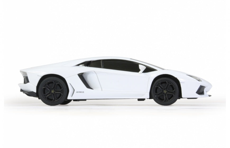 Rastar RC Aventador jongens 27 MHz 1:24 wit