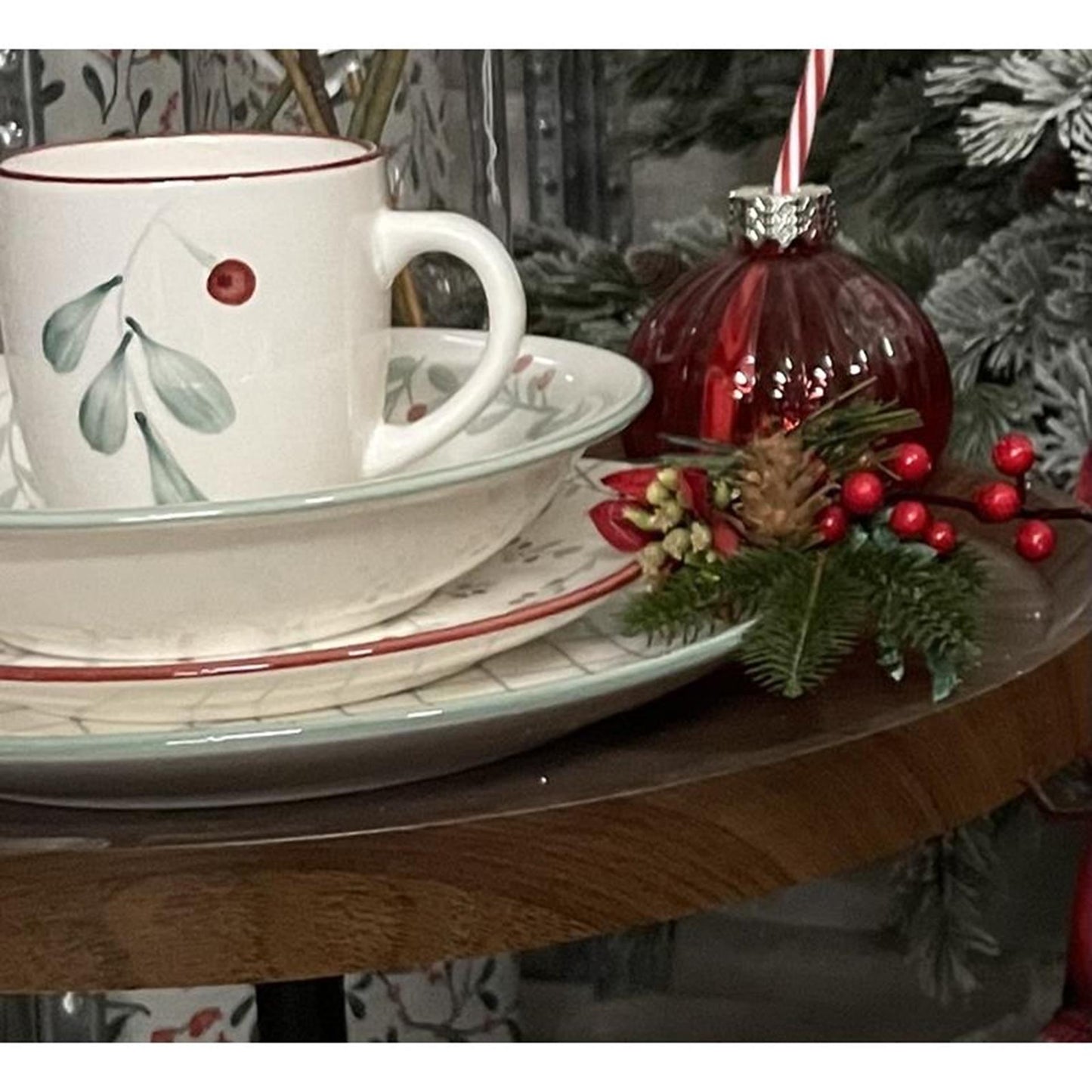 Svenska living bord 'berry' groen ø26,5cm