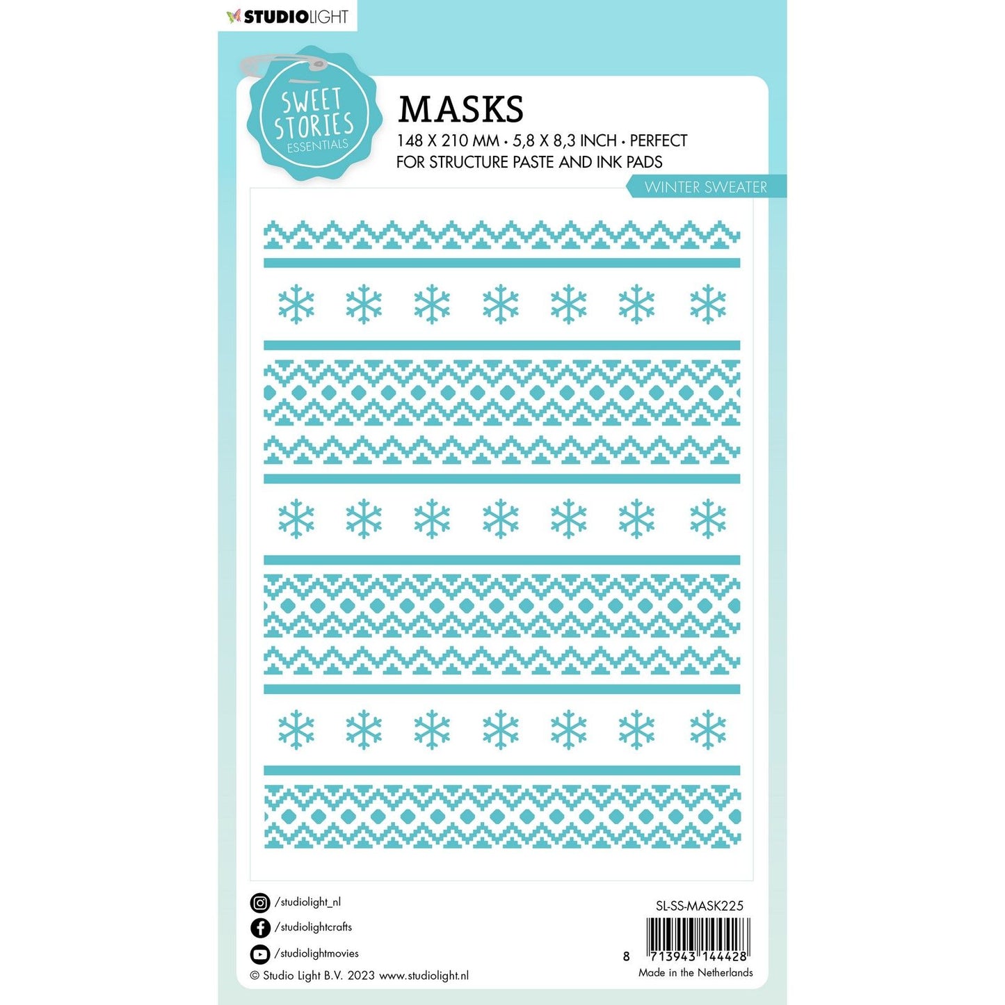 Studio light • sweet stories mask winter sweater
