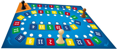 White goblin games - qwixx on board - dobbelspel - 2 tot 4 spelers - variant van qwixx - vanaf 8 jaar - qwixx met een speelbord