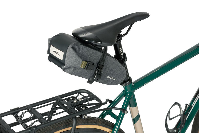 Basil Navigator Storm zadeltas - compacte fietstas - unisex - fiets - zwart