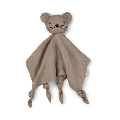 Nuuroo Arie hugging cloth
